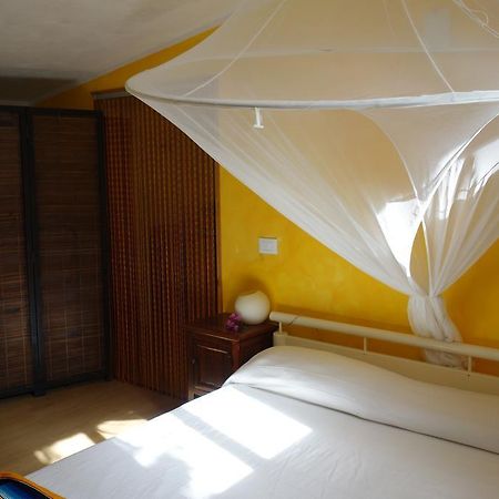 Casa Marlela Villa บรูโกลี ภายนอก รูปภาพ